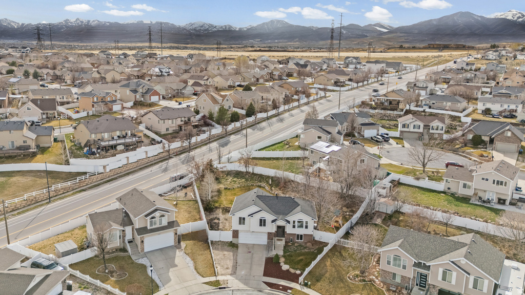 6976 S KOKOPELLI CT West Jordan, UT 84081