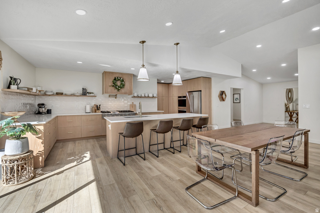 10870 S LOSTWOOD DR Sandy, UT 84092