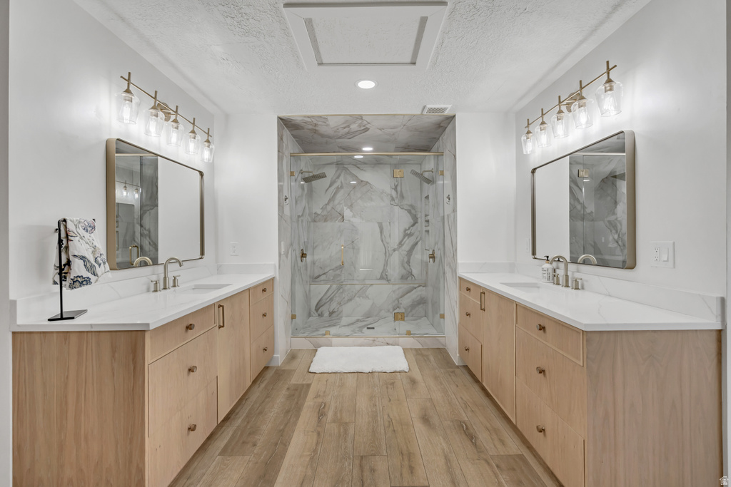 10870 S LOSTWOOD DR Sandy, UT 84092