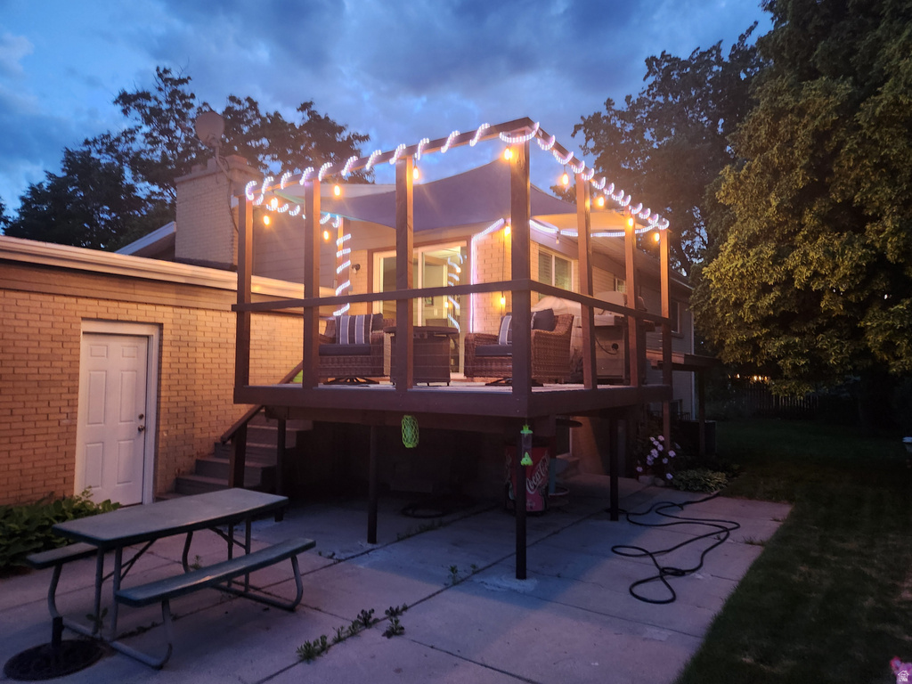 2329 E WOODCHUCK CIR Sandy, UT 84093