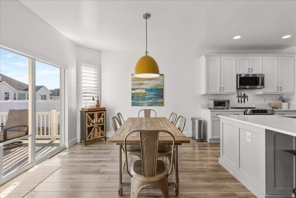 889 W SAGEWOOD DR Stansbury Park, UT 84074