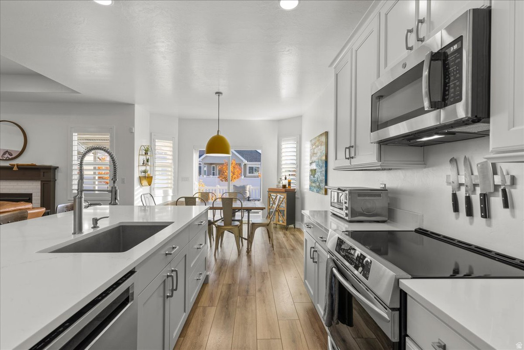 889 W SAGEWOOD DR Stansbury Park, UT 84074