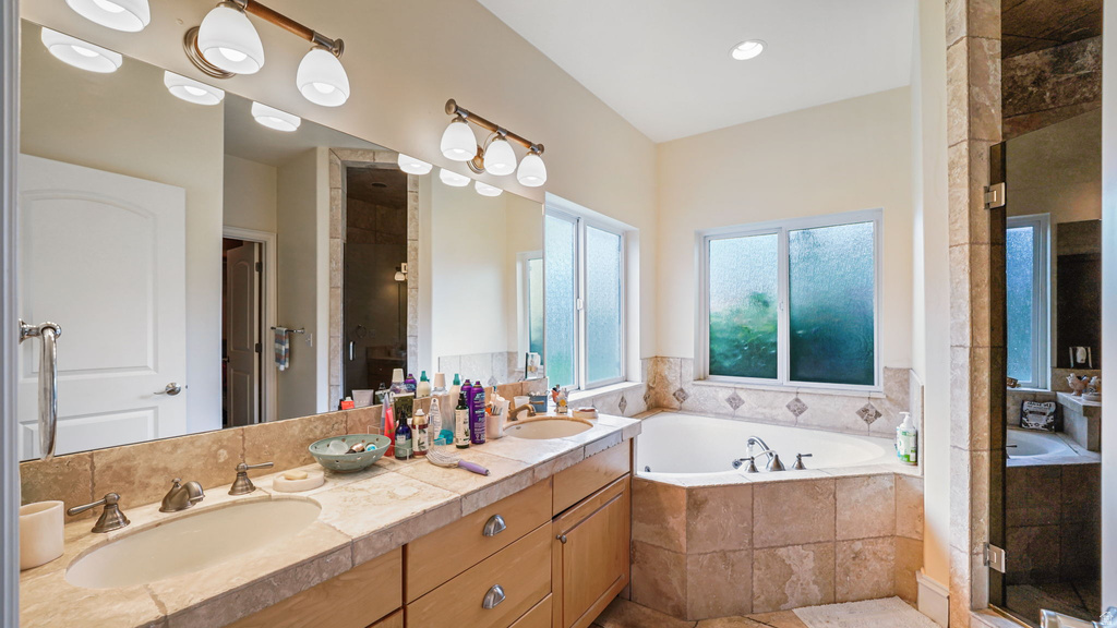 10434 N 6400 W Highland, UT 84003