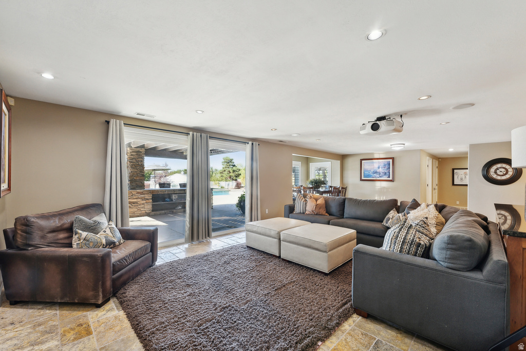 1103 E LONE PEAK LN Draper, UT 84020