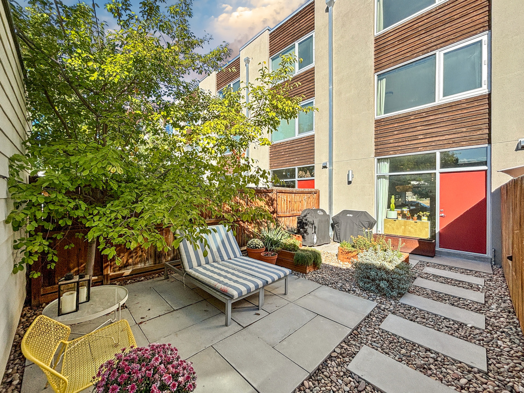 1144 S WEST TEMPLE Salt Lake City, UT 84101