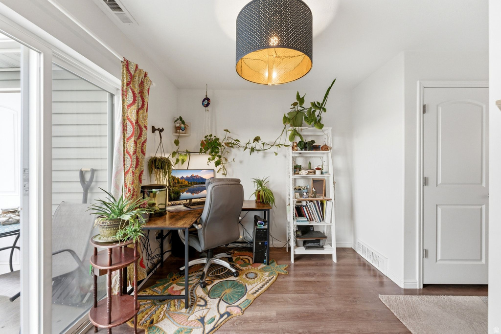 2597 N 500 W Sunset, UT 84015