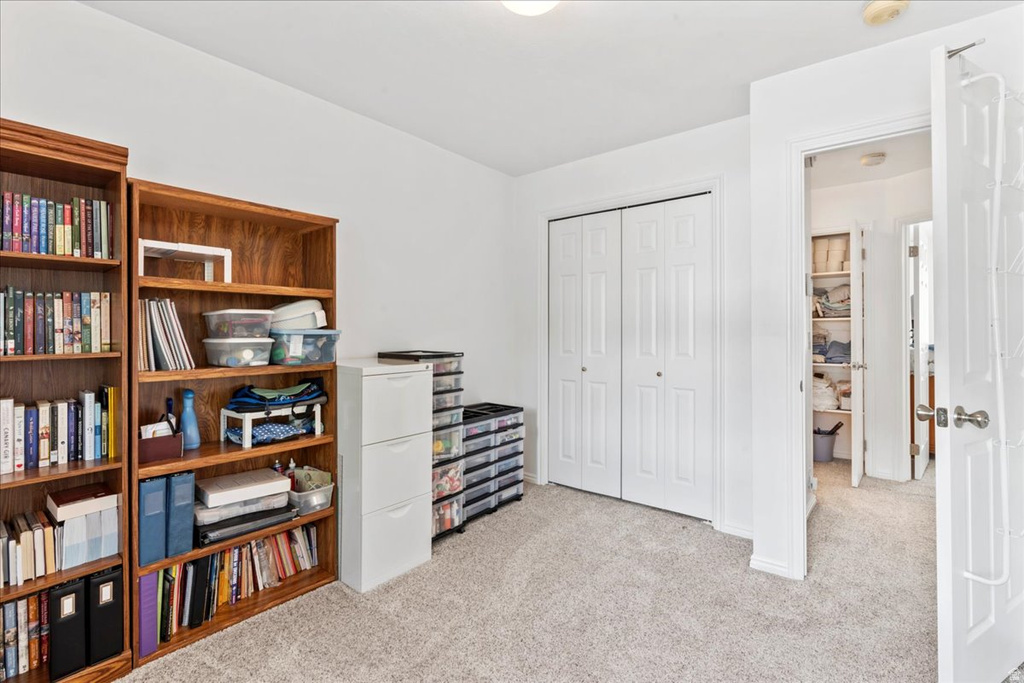 8260 S 560 E Sandy, UT 84070