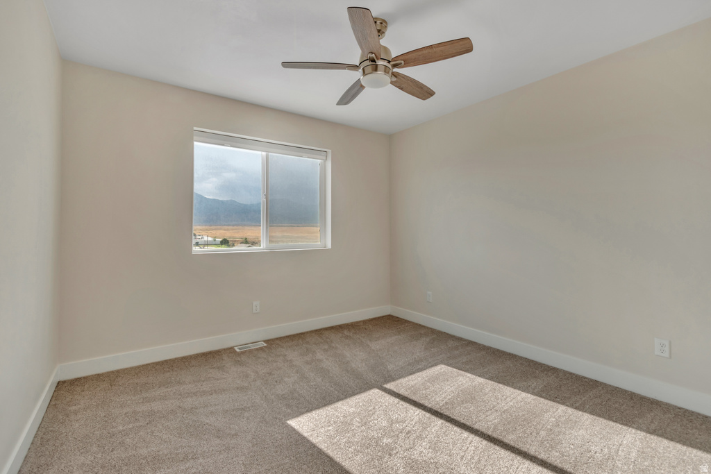 7982 N BRISTLECONE RD Eagle Mountain, UT 84005