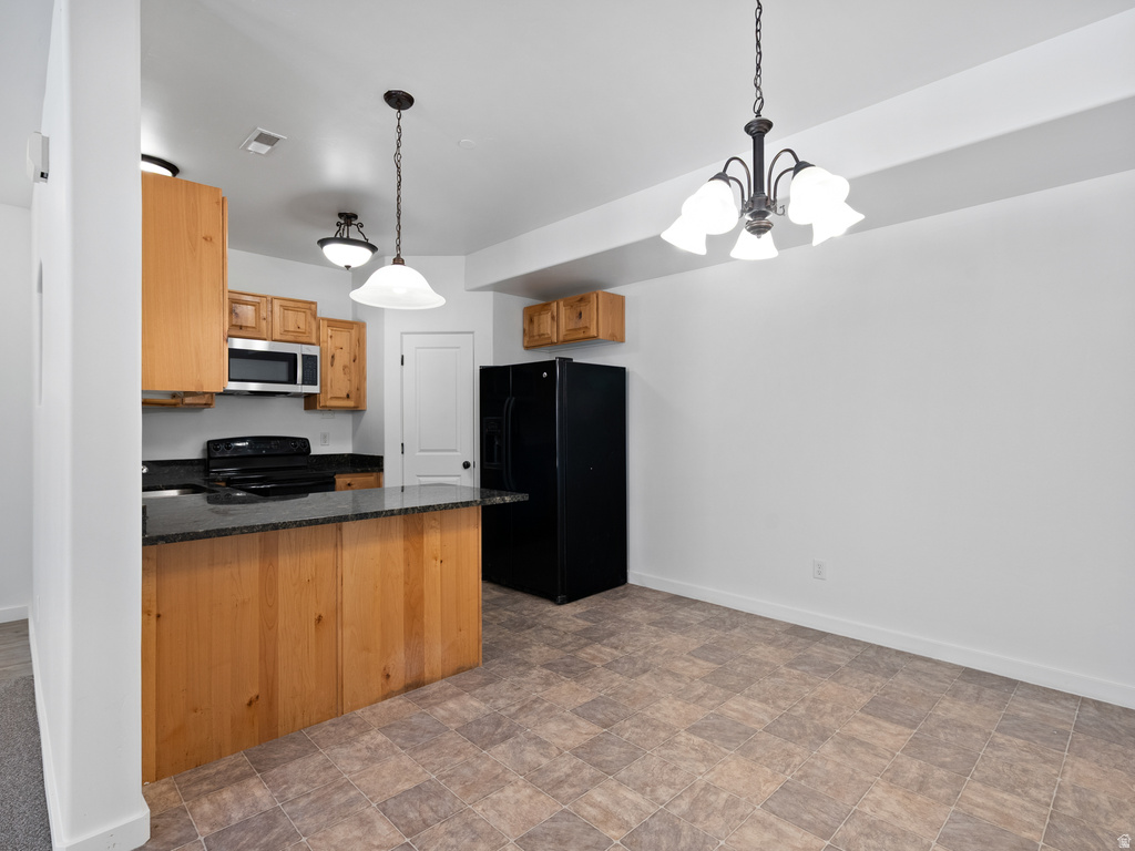 8215 N CLEAR ROCK RD #I-6 Eagle Mountain, UT 84005