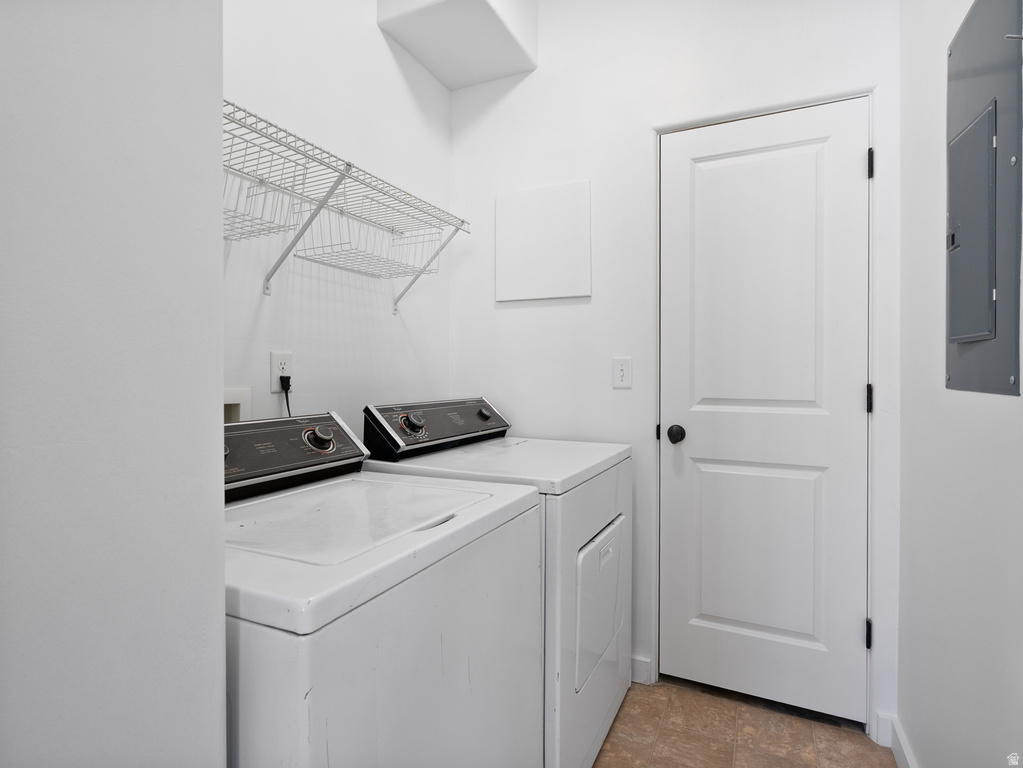 8215 N CLEAR ROCK RD #I-6 Eagle Mountain, UT 84005