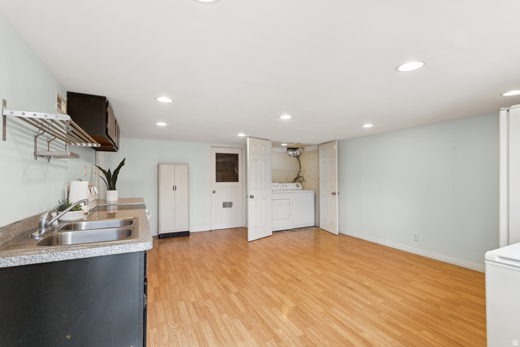 1925 E HILLCREST AVE Salt Lake City, UT 84106