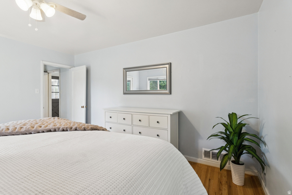 1925 E HILLCREST AVE Salt Lake City, UT 84106