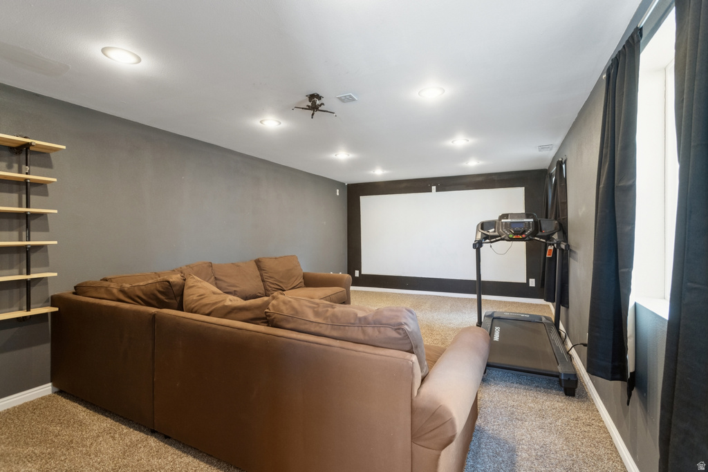 1925 E HILLCREST AVE Salt Lake City, UT 84106