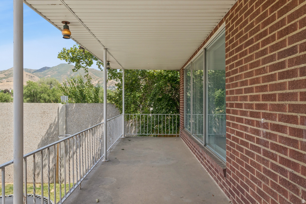 1925 E HILLCREST AVE Salt Lake City, UT 84106