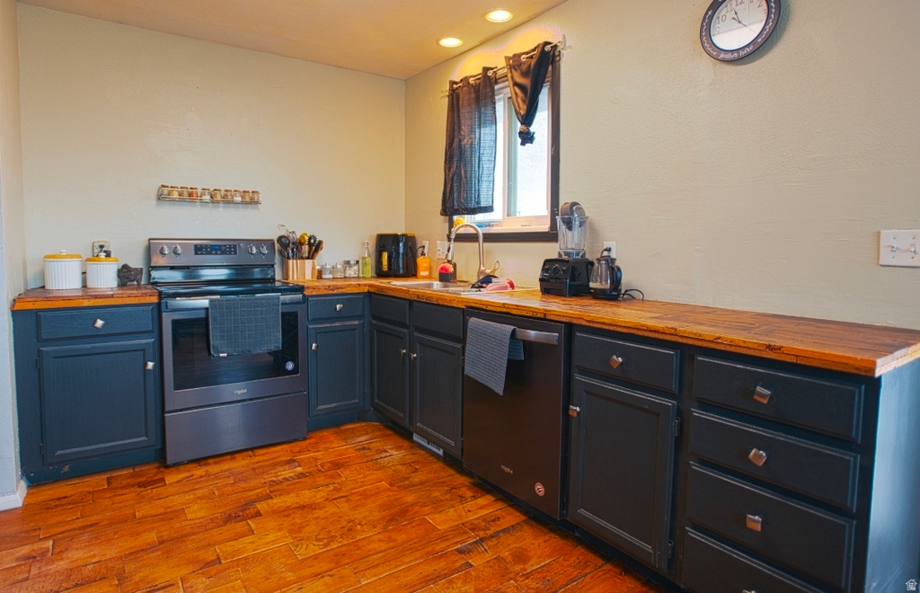 6363 S UYEDA CT West Jordan, UT 84081