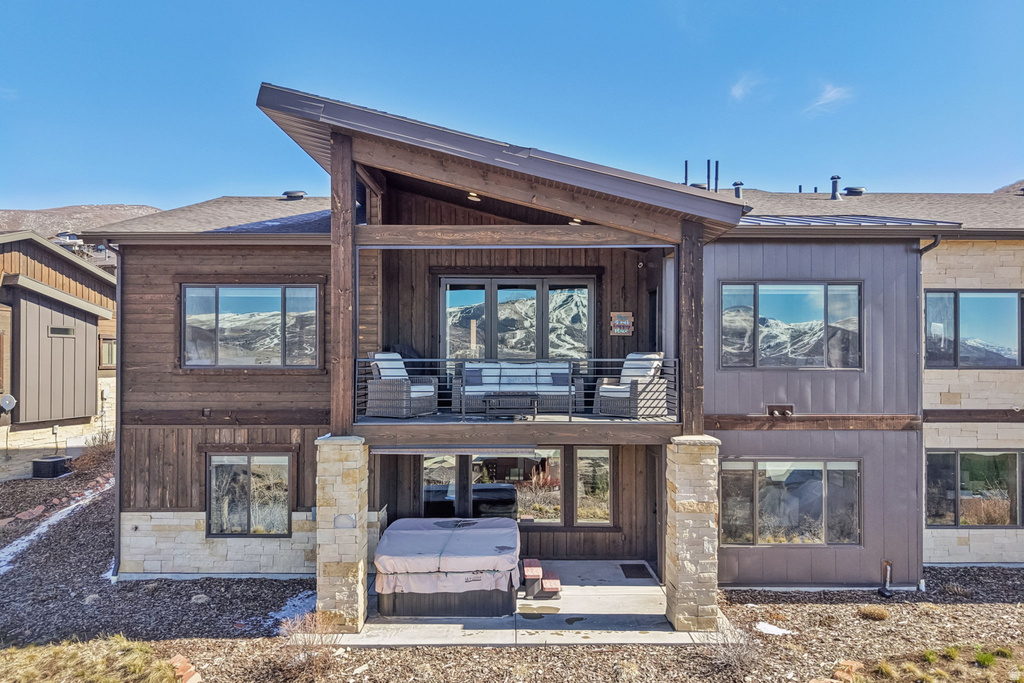 11125 SHORELINE DR Hideout, UT 84036