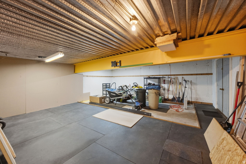 563 N 220 E Centerville, UT 84014