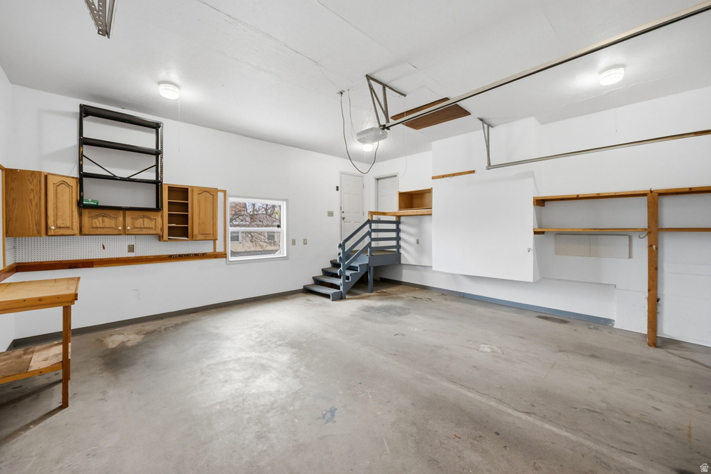 563 N 220 E Centerville, UT 84014