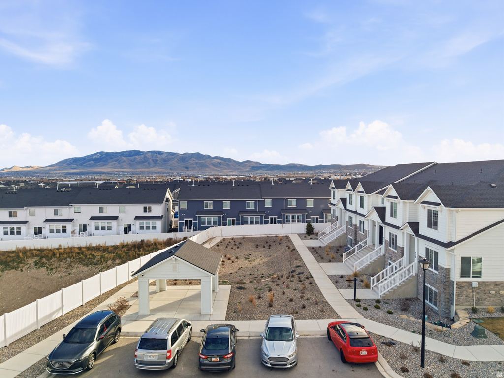 920 N HILLCREST LN Lehi, UT 84048