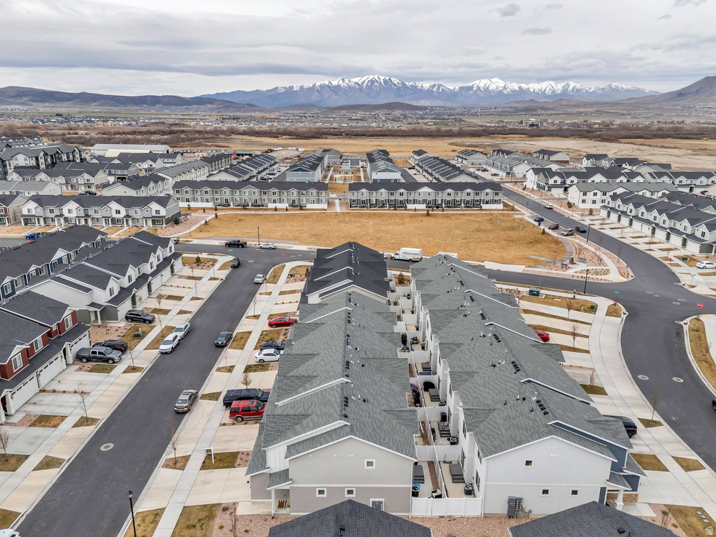 1082 E DORY BOAT RD Saratoga Springs, UT 84045