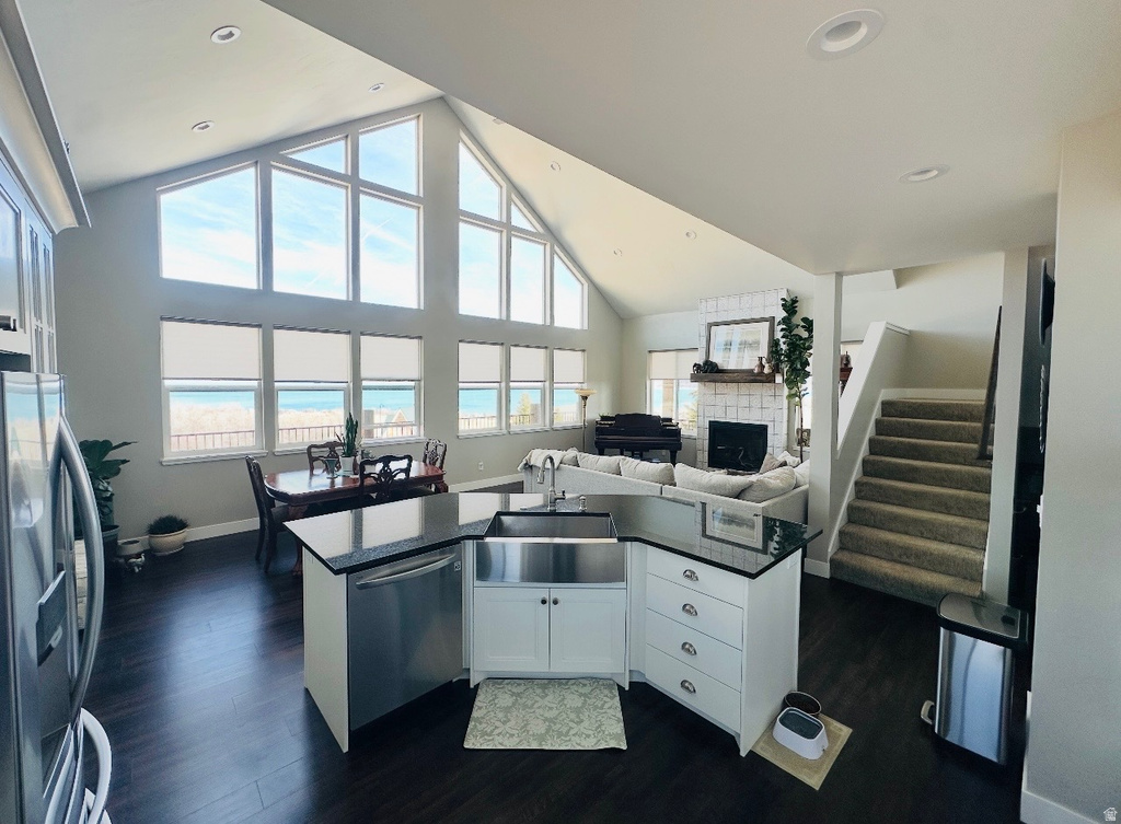 2159 S VALLEY VIEW DR Garden City, UT 84028