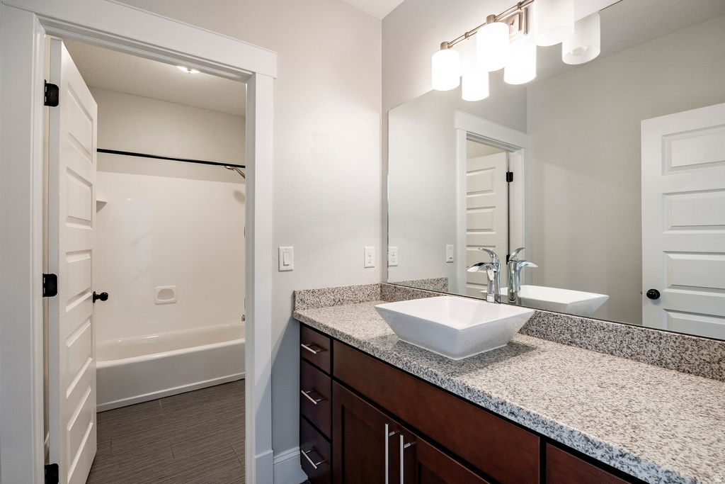 910 S PACE PL North Salt Lake, UT 84054