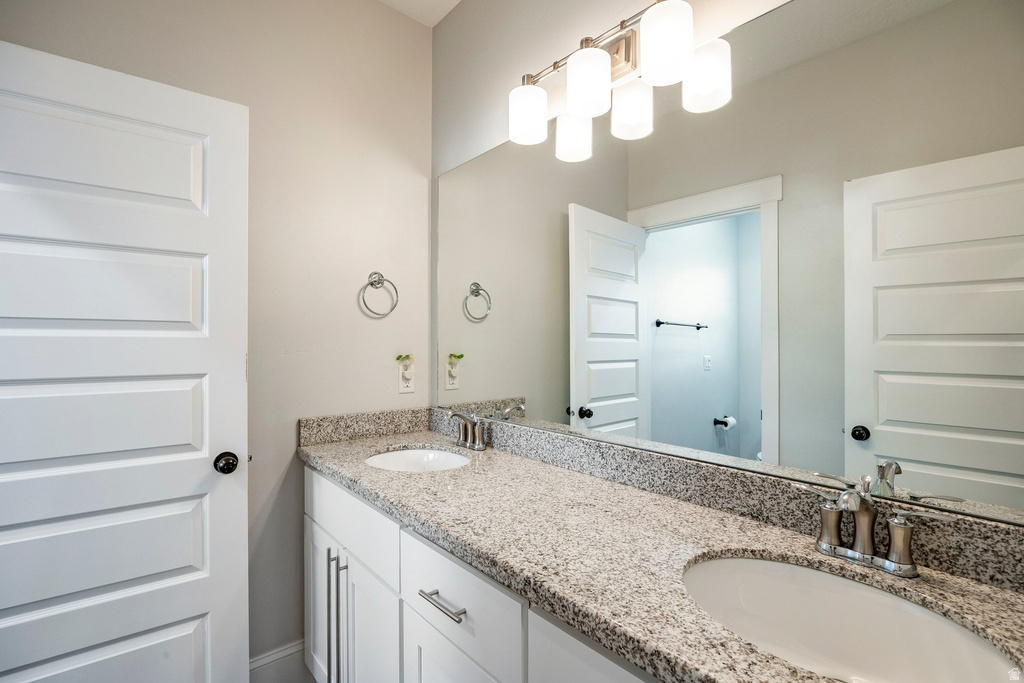 910 S PACE PL North Salt Lake, UT 84054