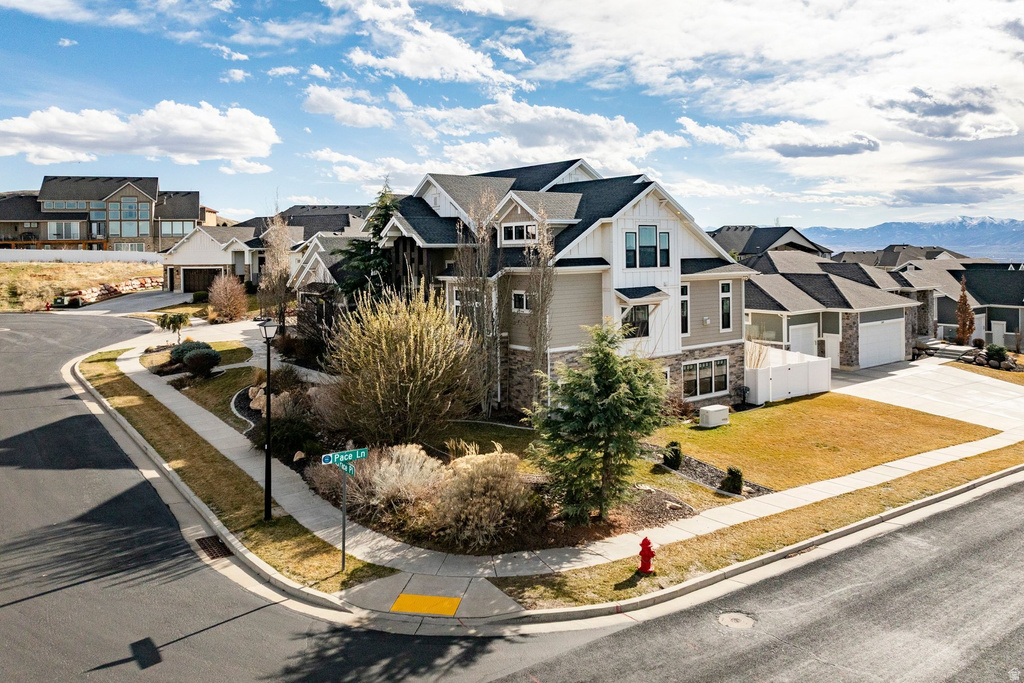 910 S PACE PL North Salt Lake, UT 84054