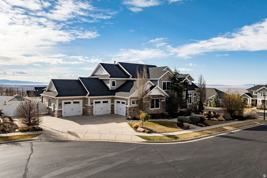 910 S PACE PL North Salt Lake, UT 84054