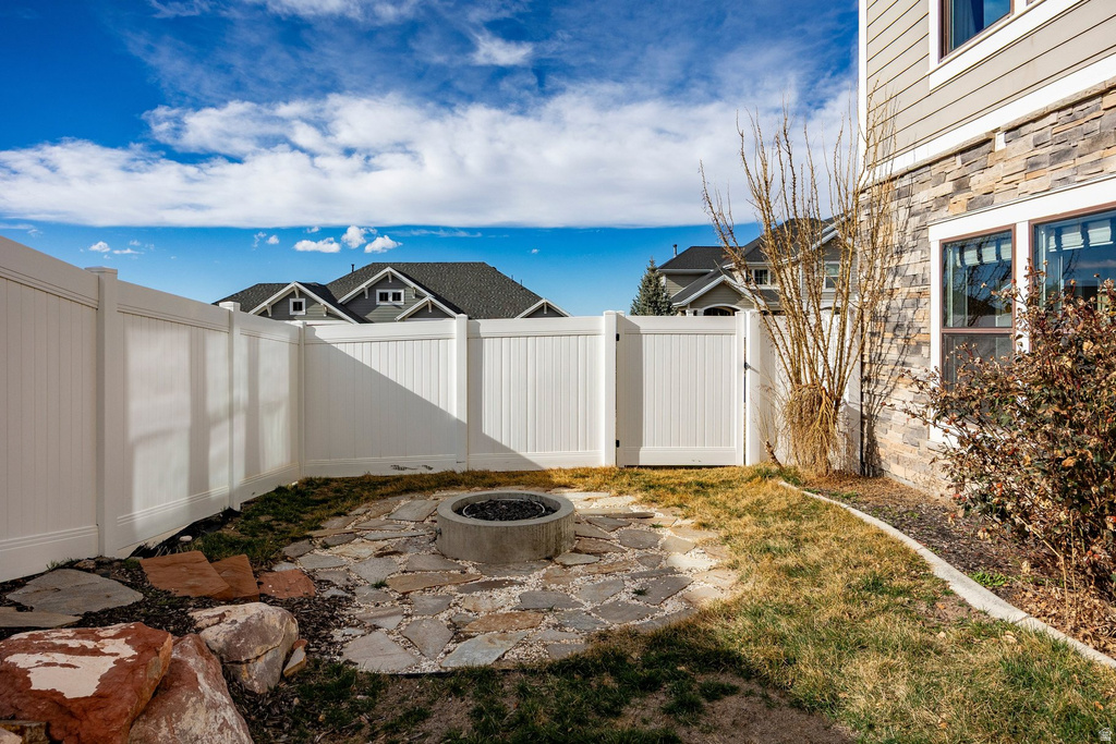 910 S PACE PL North Salt Lake, UT 84054