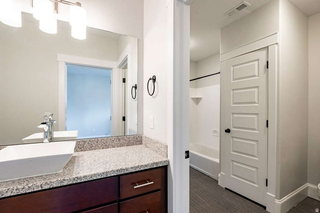 910 S PACE PL North Salt Lake, UT 84054