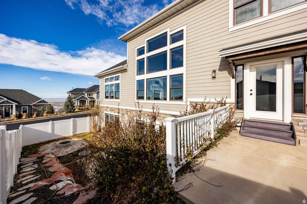 910 S PACE PL North Salt Lake, UT 84054