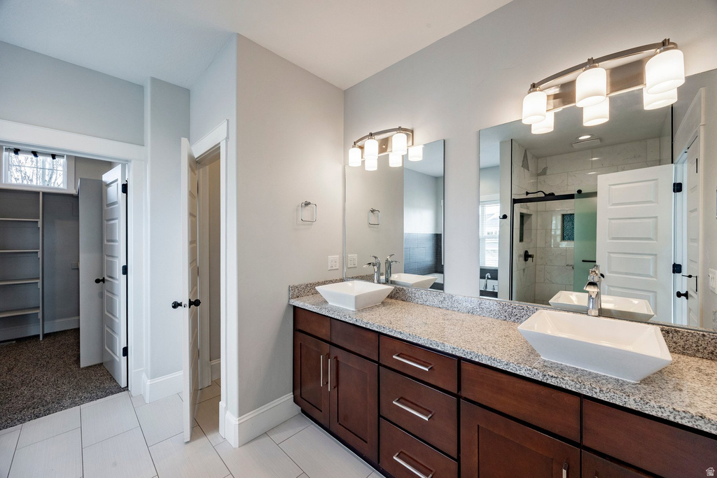 910 S PACE PL North Salt Lake, UT 84054