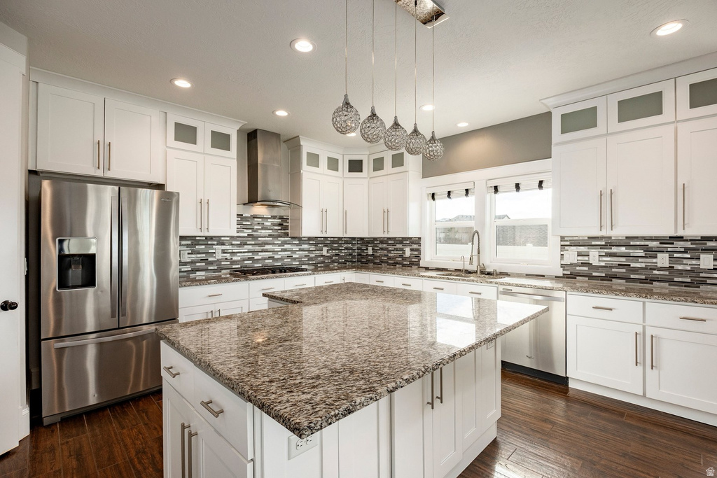 910 S PACE PL North Salt Lake, UT 84054