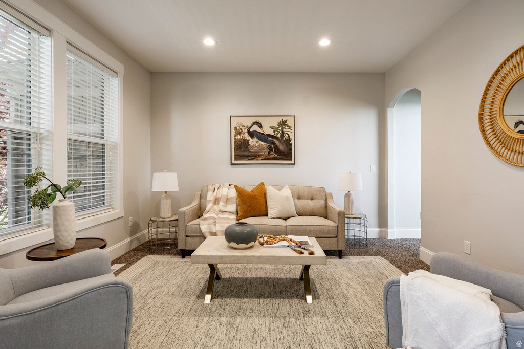 910 S PACE PL photo 3