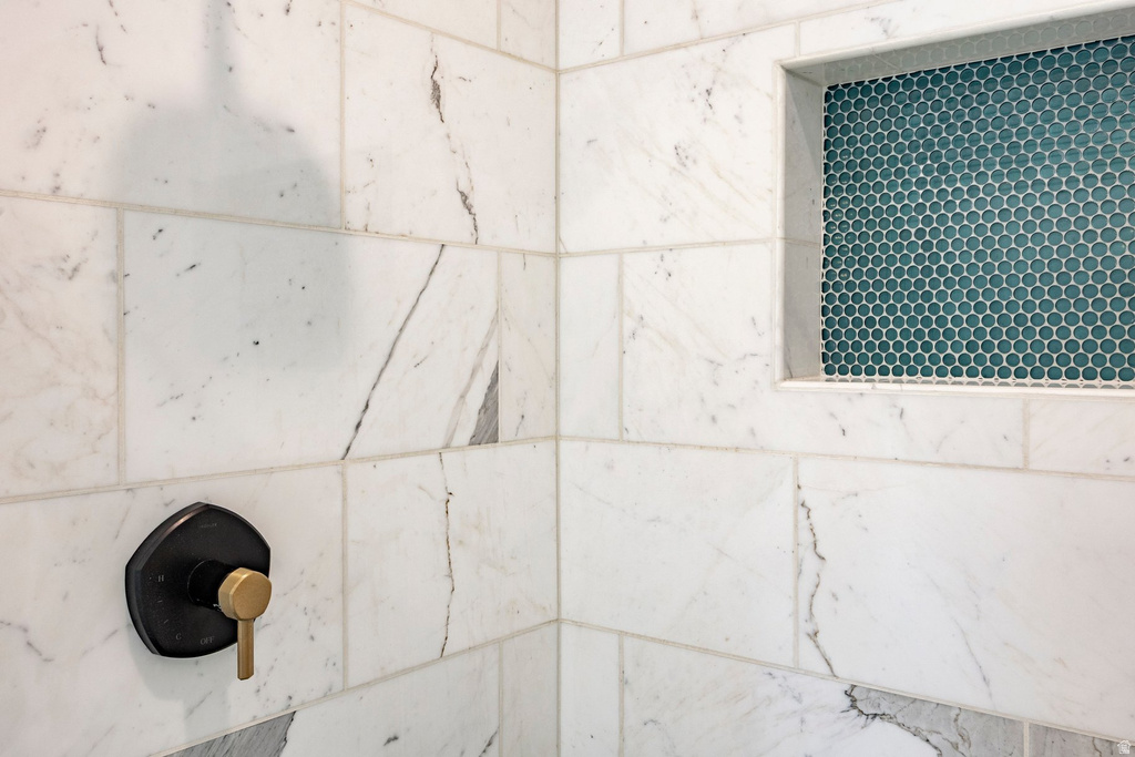 910 S PACE PL North Salt Lake, UT 84054