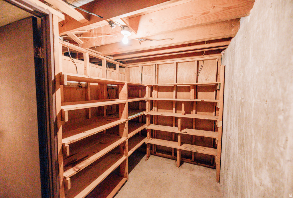 214 E 1250 N Bountiful, UT 84010