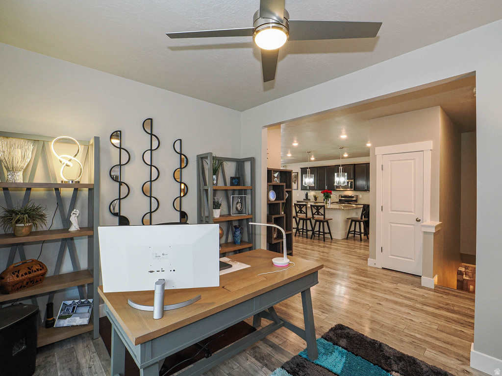 287 S HAYES WELL LN Saratoga Springs, UT 84045