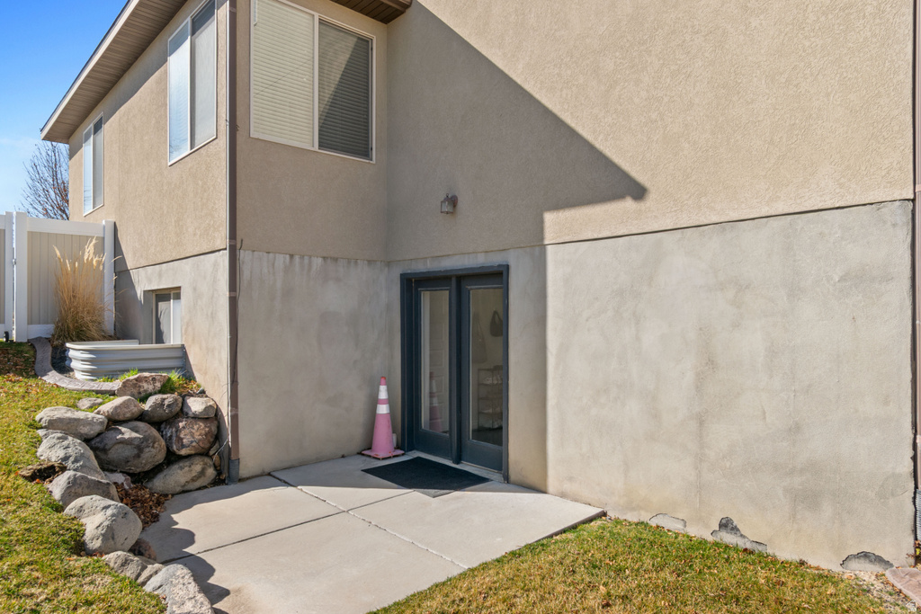 4212 W PARK HOLLOW LN Riverton, UT 84096