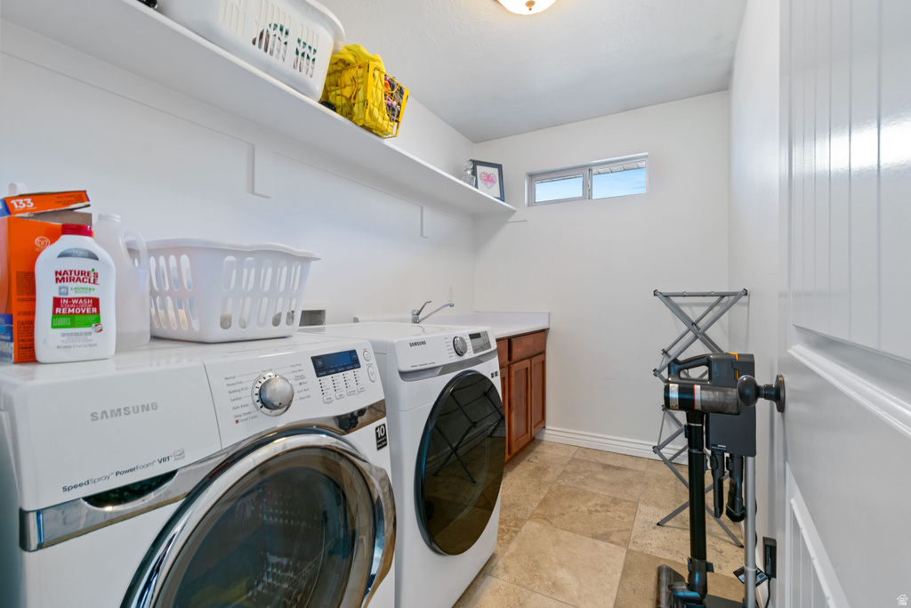 4212 W PARK HOLLOW LN Riverton, UT 84096