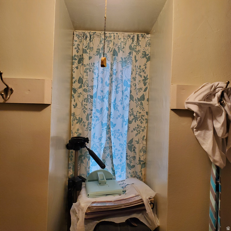 1660 E 26TH ST Ogden, UT 84401