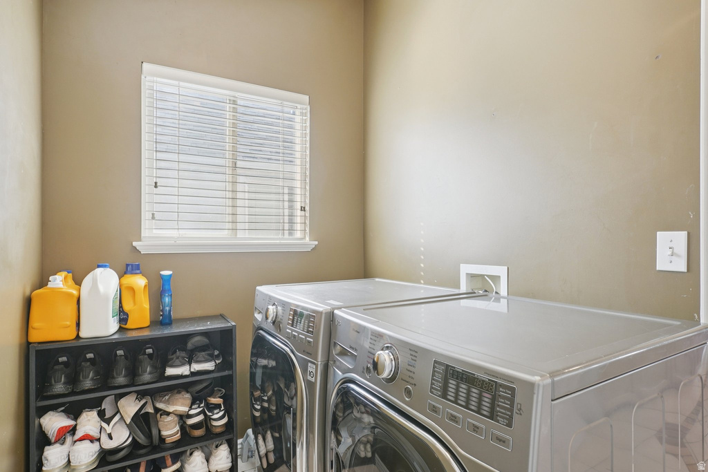 4744 S NINA MARIE CIR Taylorsville, UT 84123