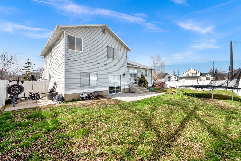 1284 N 900 W Clinton, UT 84015