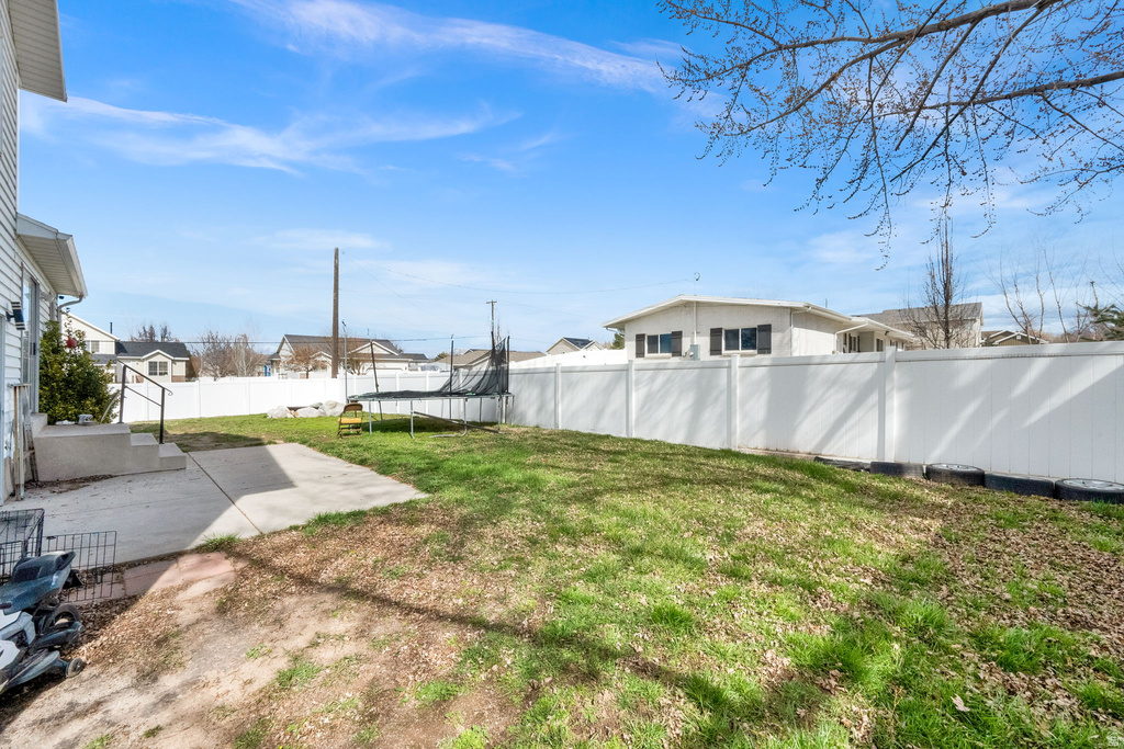 1284 N 900 W Clinton, UT 84015