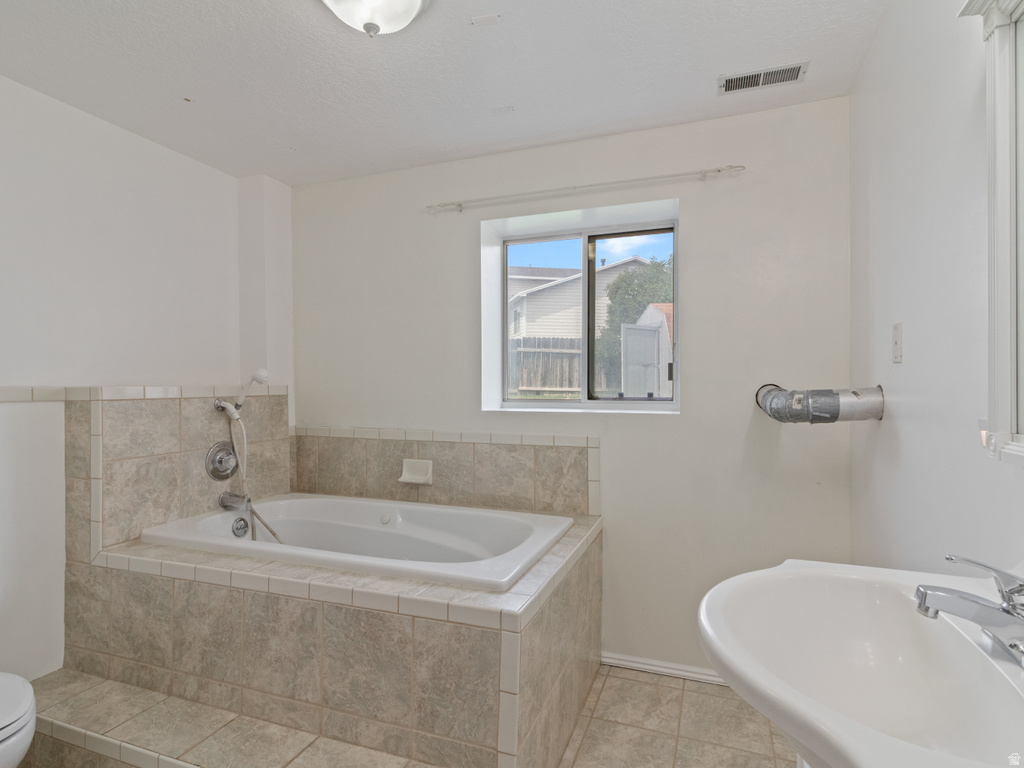 4062 W 5950 S Roy, UT 84067