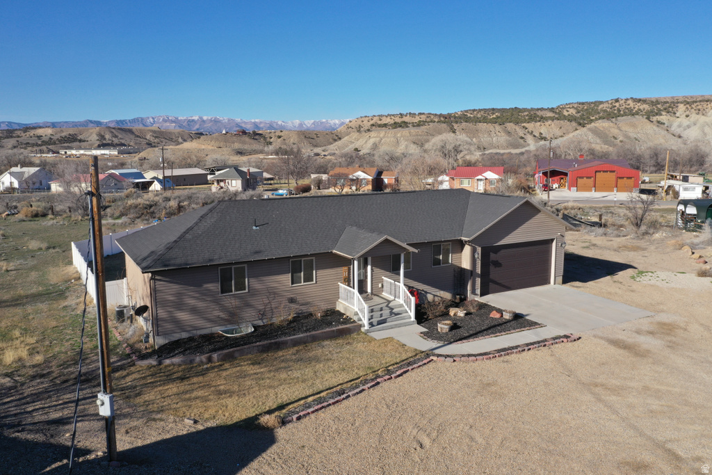 2095 W 4100 N Spring Glen, UT 84526