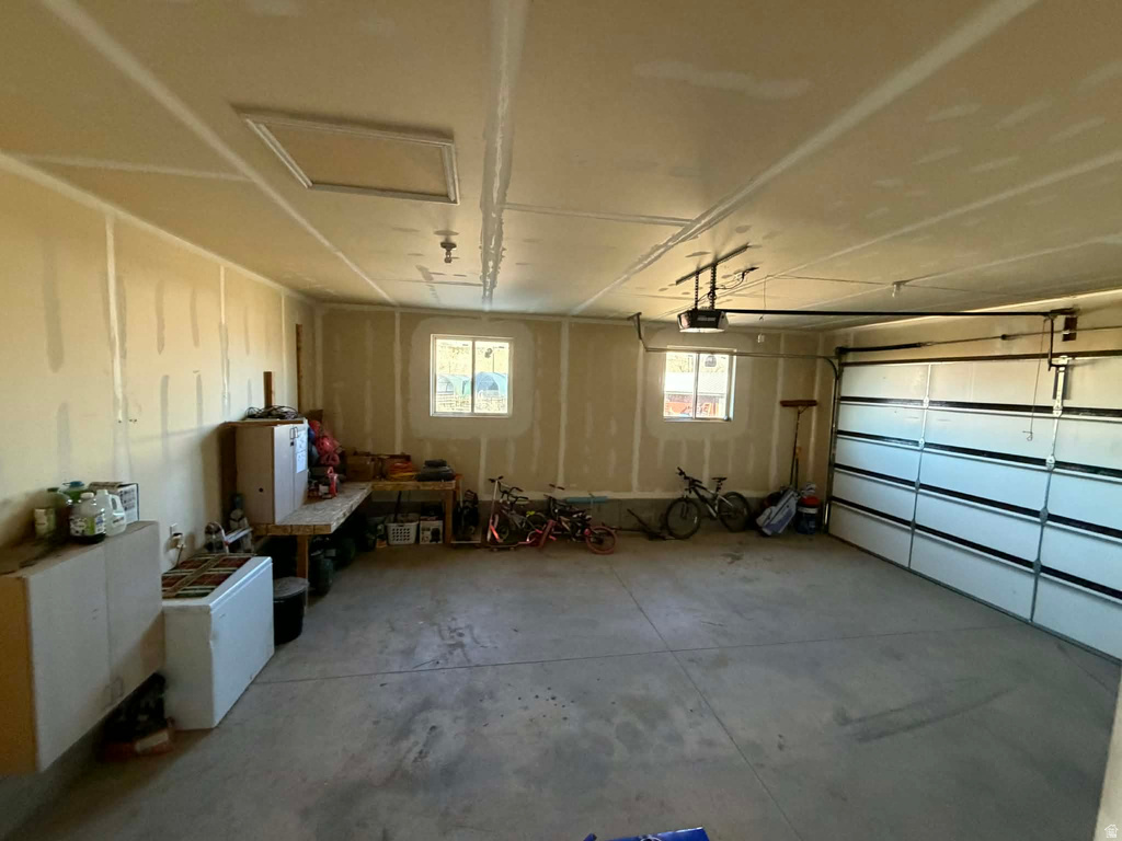 2095 W 4100 N Spring Glen, UT 84526