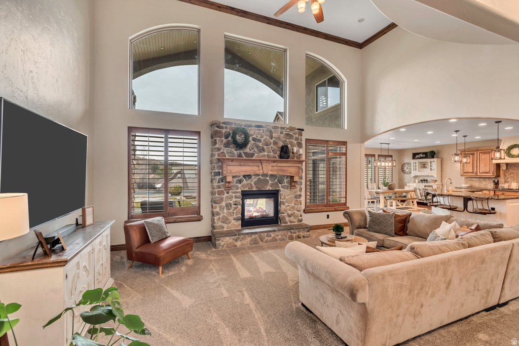 6455 S RAYMOND DR South Weber, UT 84405