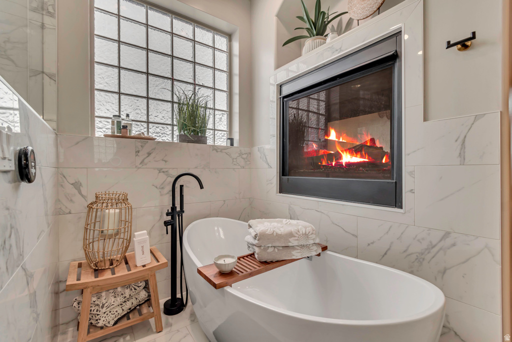 6455 S RAYMOND DR South Weber, UT 84405