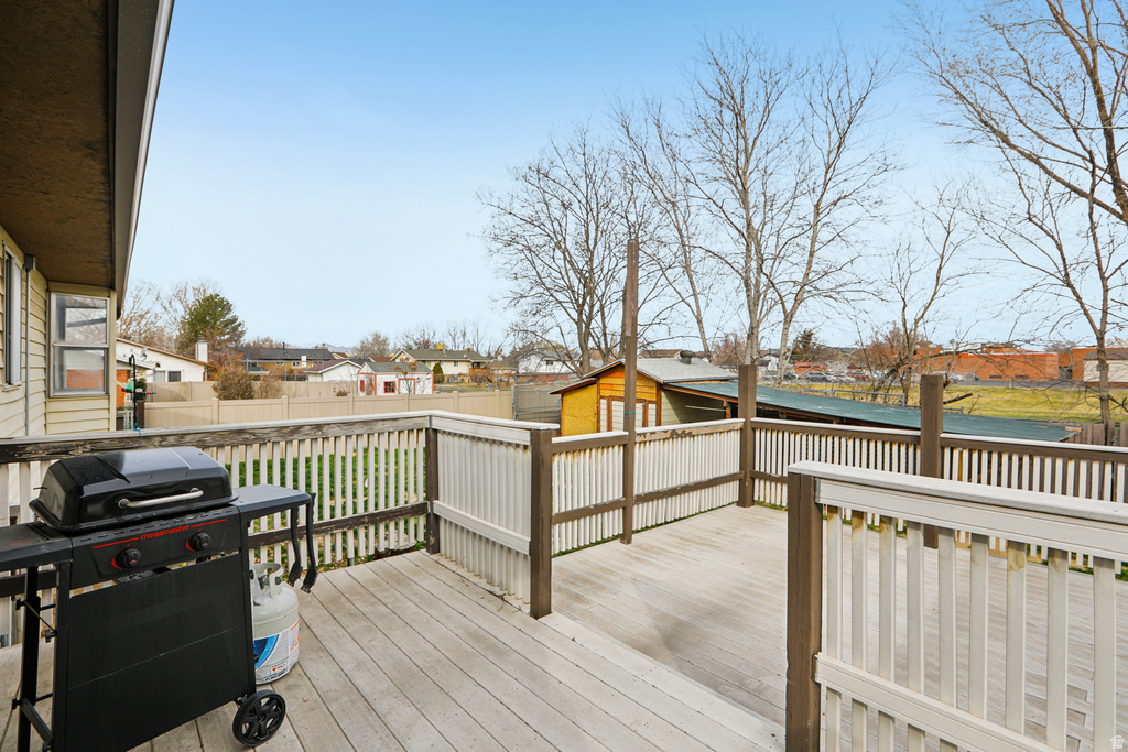 807 E DUSTY ROCK CIR. Sandy, UT 84094